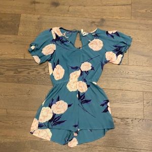 Billabong romper